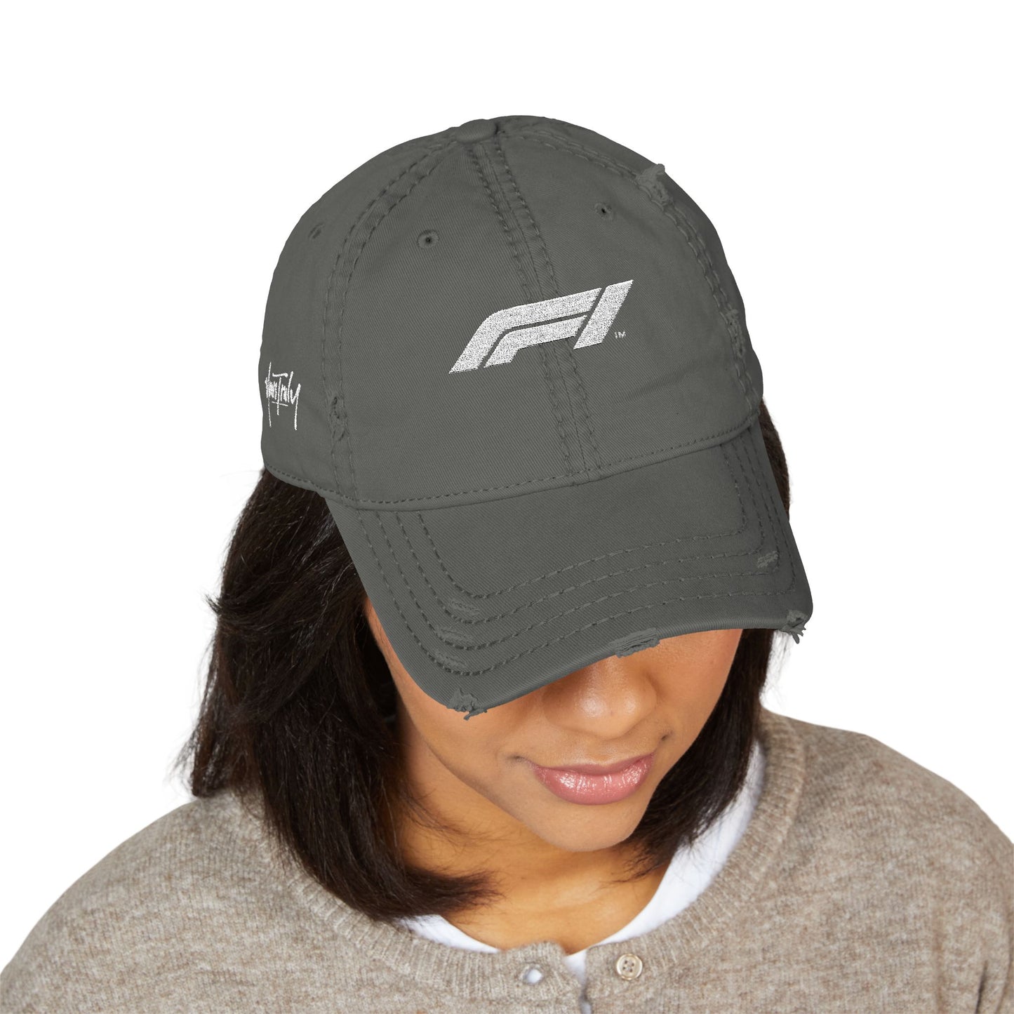 Distressed Dad Hat with F1 Embroidery – Casual Vintage Cap for Racing Fans