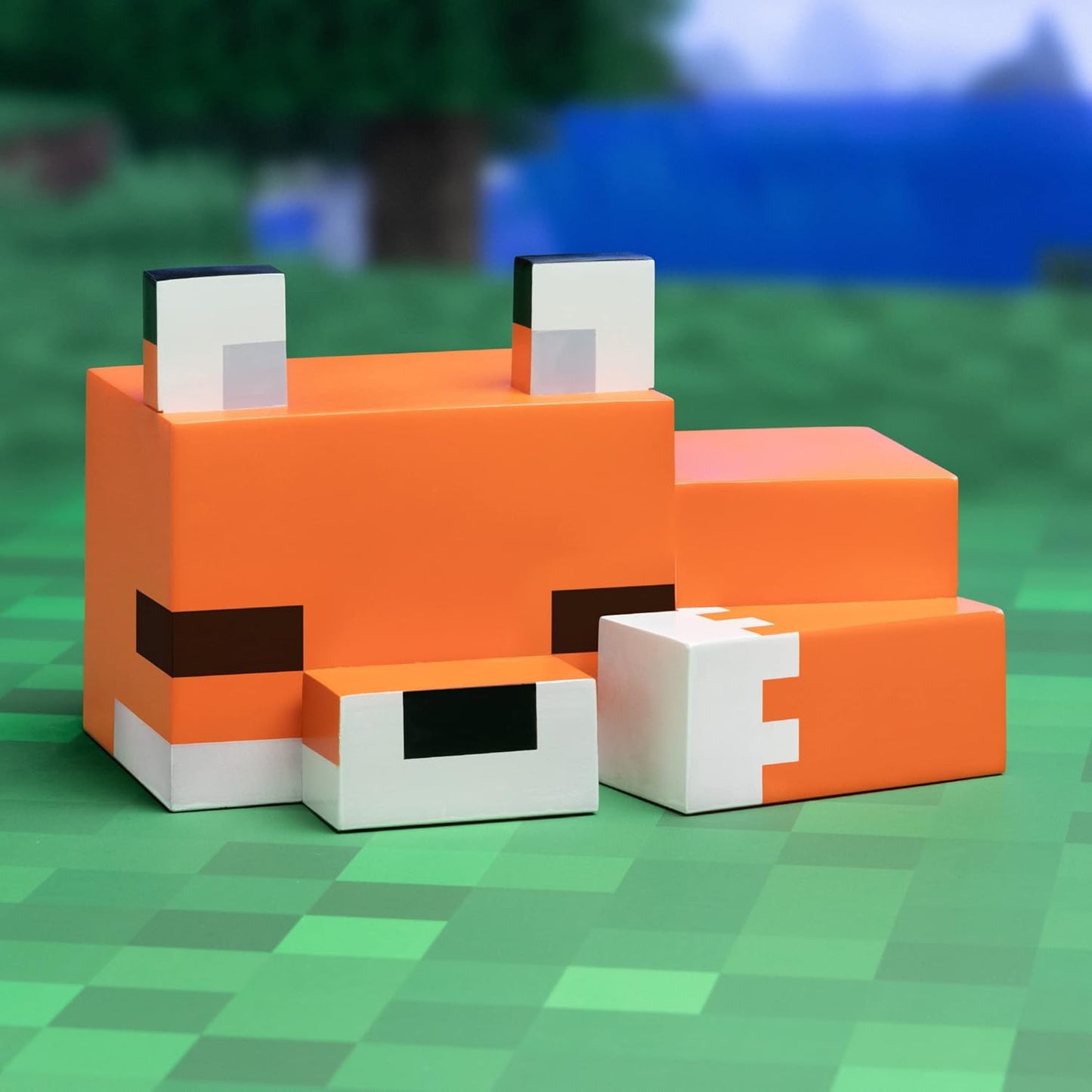 Minecraft Cute Fox Night Light, Soft Orange Glow, Officially Licensed Minecraft Decor and Desk Lamp for Gaming Room or Kids and Tween Bedroom