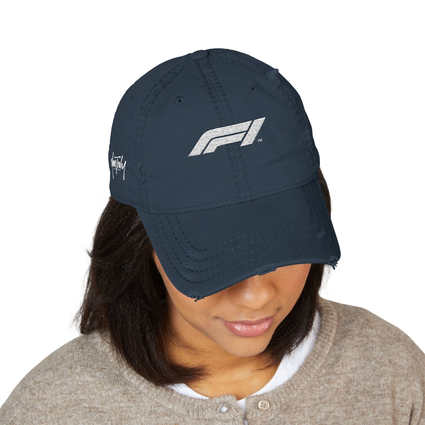 Distressed Dad Hat with F1 Embroidery – Casual Vintage Cap for Racing Fans